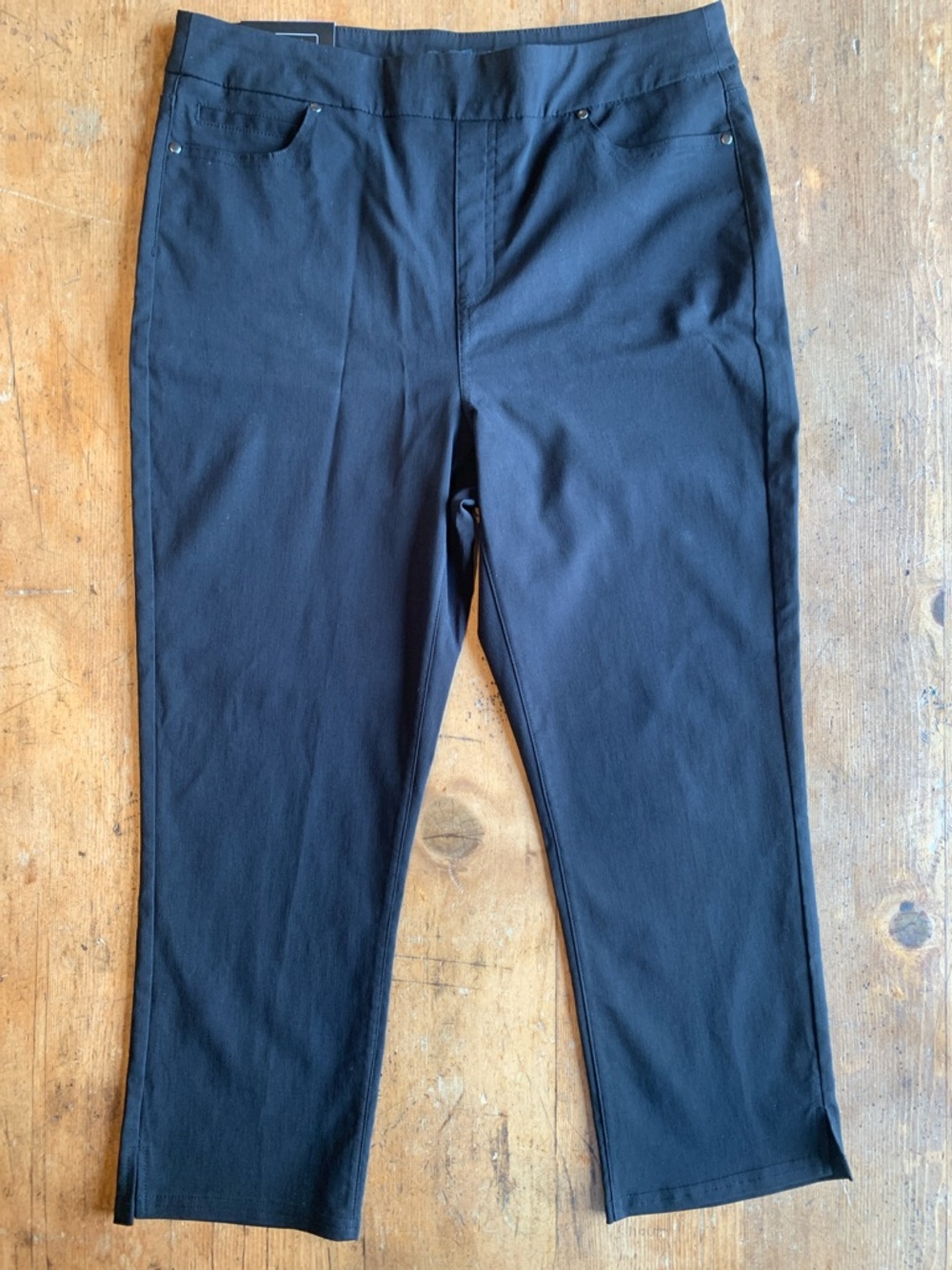 Mario Serrani Black Stretch Straight Women Comfort Stretch Capri Pants